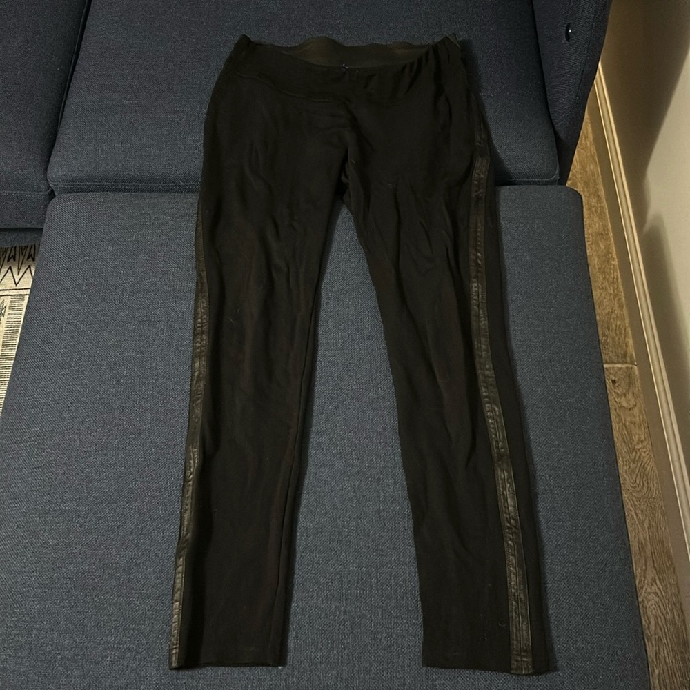 Séraphine leather pants size 4. Maternity